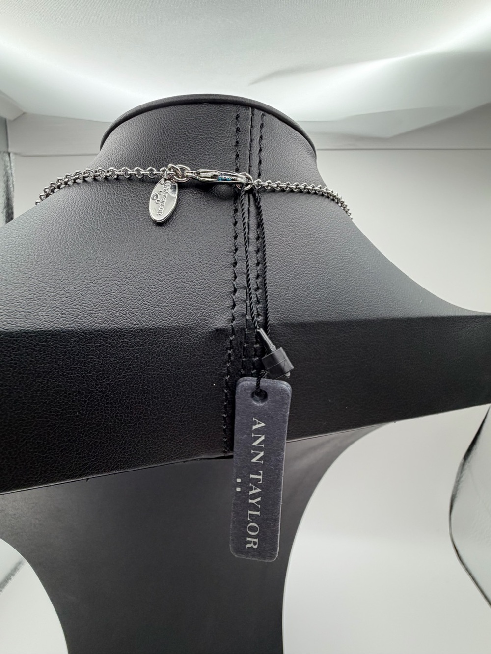 Anne Taylor Silver Tone Rosette Adjustable length Necklace - Picture 6 of 10